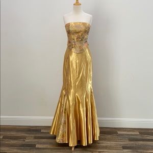 Mermaid 🧜‍♀️ Gold Evening Gown
